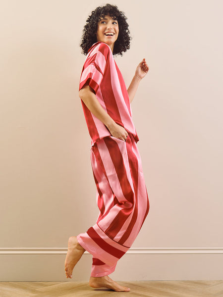 26_Satin_Oversize_Pyjamas_Pink_Stripe_027_789338dd-f808-4416-a002-660eb30c9e5a_600x600.jpg