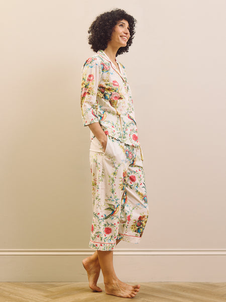 47_White_Neo_Classical_Bouquet_Cotton_Capri_Pyjama_Set_018_600x600.jpg
