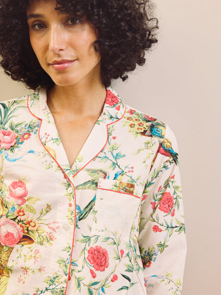 47_White_Neo_Classical_Bouquet_Cotton_Capri_Pyjama_Set_027_600x600.jpg