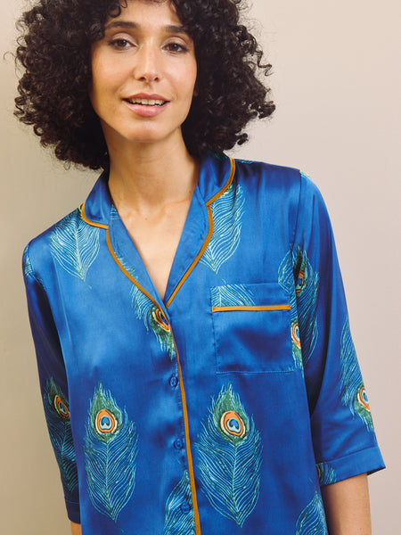 70_Navy_Peacock_Satin_Capri_Pyjama_Set_023_600x600.jpg